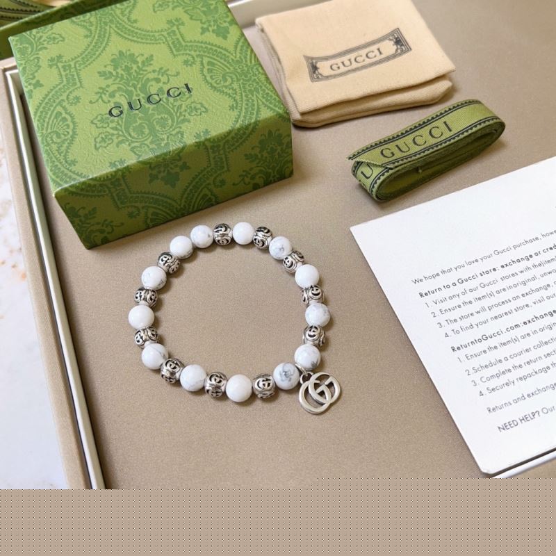 G*u*i bracelets